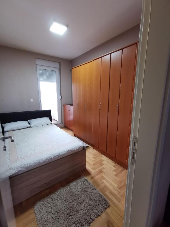 Mint Apartment Сремска Митровица Екстериор снимка