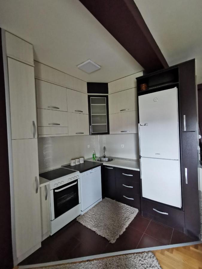 Mint Apartment Сремска Митровица Екстериор снимка